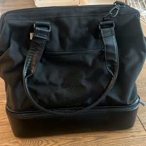 Ripped- BEIS travel bag lightly used